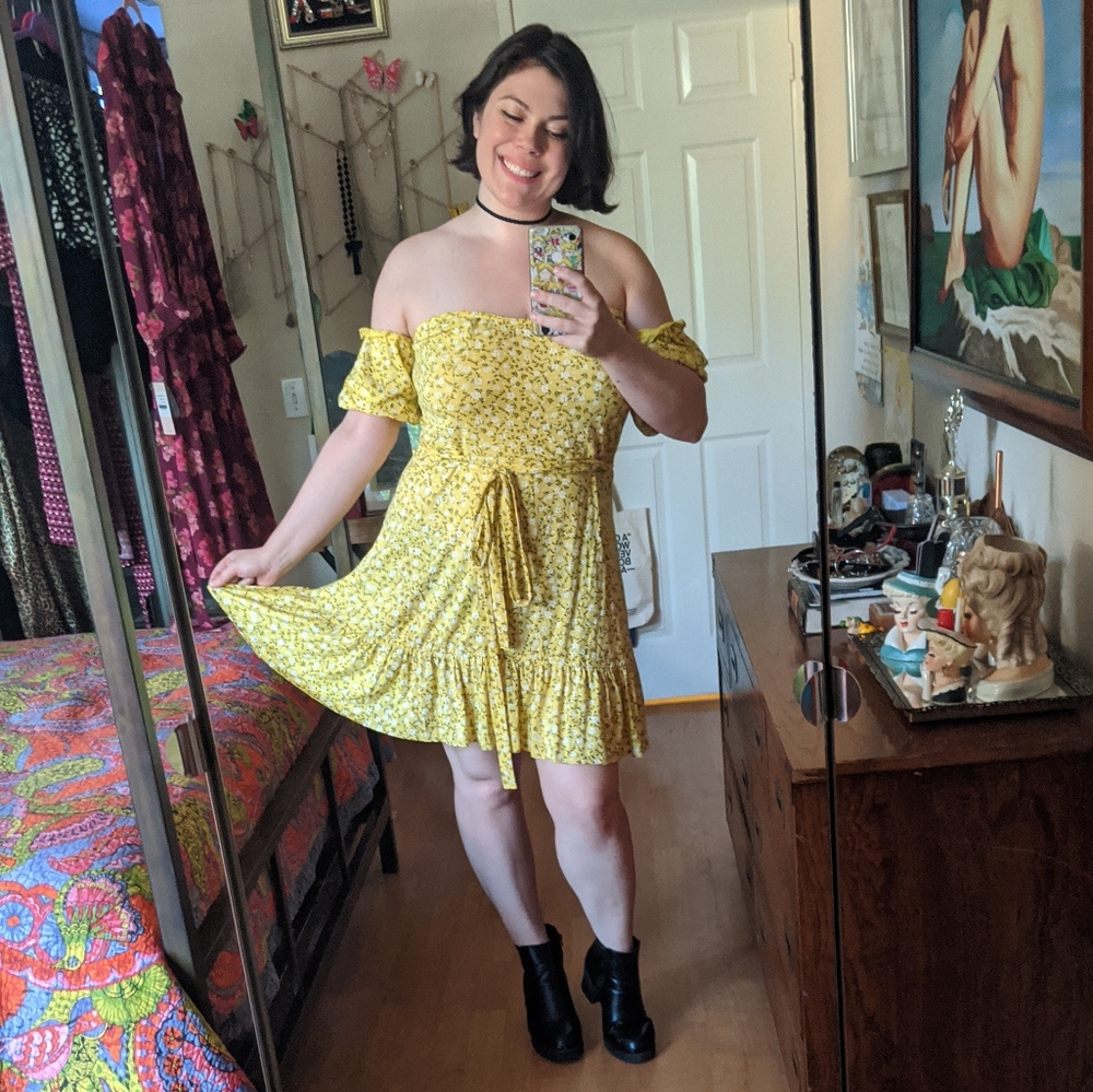 PrettyLittleThing Yellow Floral Sundress